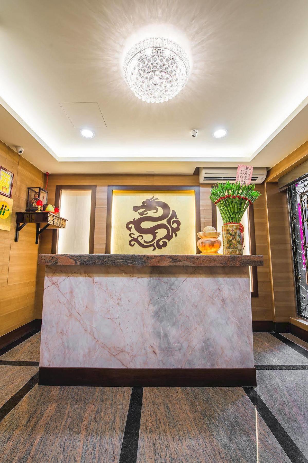 Longshan Inn Тайпей Екстериор снимка